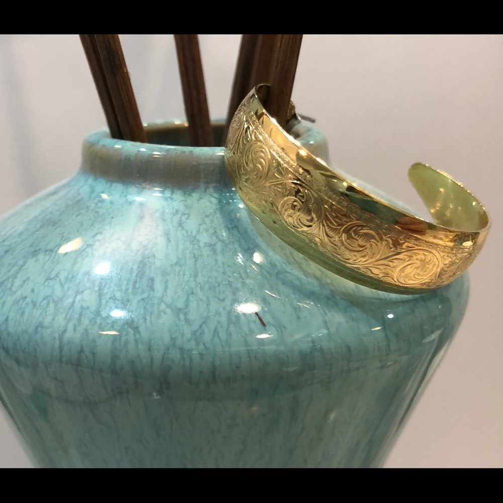 ‼️SOLD Gold-Washed Earrings; Beautifully Scrolled. - Picture 2 of 4